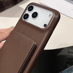غطاء هاتف مقاوم للصدمات مع حامل مرآة بنمط جلد الحمل، لهواتف iPhone 17 Pro Max، iPhone 17 Pro