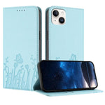 غطاء هاتف من الجلد النباتي المغناطيسي بنقشة فراشات وزهور التوليب، لهواتف iPhone 15، iPhone 14 Plus، iPhone 14، iPhone 14 Pro