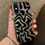 حافظة هاتف PC 2 في 1 بنمط خطوط متموجة مع طلاء IMD مطفي، لهواتف iPhone 11، iPhone 11 Pro، iPhone X / XS، iPhone XR، iPhone XS Max، iPhone 8 Plus / 7 Plus