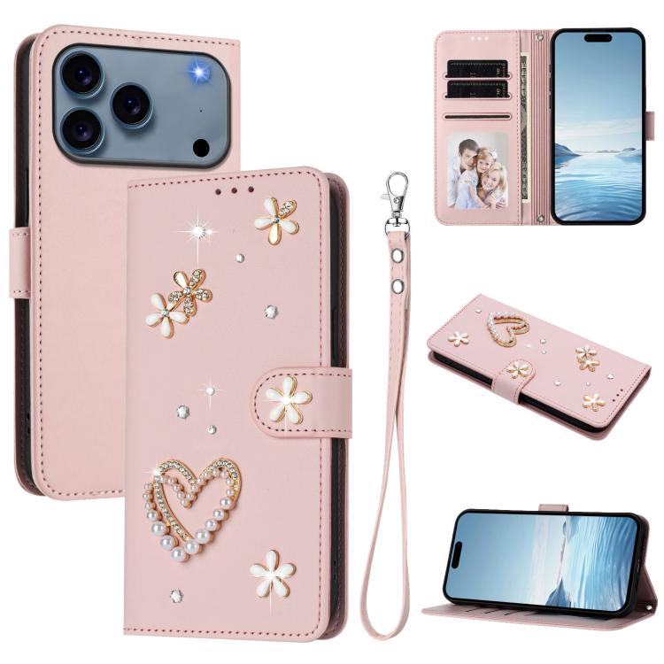 غطاء هاتف من جلد نباتي مزدوج الطبقة بنقشة قلب وزهور مع حزام معصم، لهواتف iPhone 17e / 16e، وiPhone 17 Pro Max، وiPhone 17 Pro، وiPhone 17، وiPhone Air، وiPhone 16 Pro Max