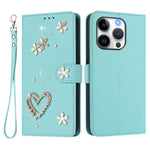 غطاء هاتف من الجلد النباتي مزدوج الطبقة مزين بقلوب وزهور مع حزام معصم ZS01، لهواتف iPhone 16 Pro، iPhone 16 Plus، iPhone 16، iPhone 15 Pro Max، iPhone 15 Pro، iPhone 15 Plus