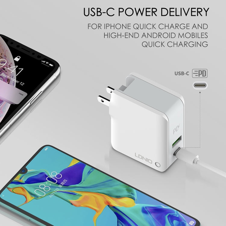 شاحن سفر سريع قابل للطي LDNIO A4403C 30W PD + Auto-id مع كابل Micro USB بطول 1 متر، قابس EU، مع كابل Micro USB
