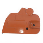 غطاء فرامل السلسلة وغطاء القابض مضاد للغبار لتجميع منشار Husqvarna 445 450 جزء 544097902 بديل، لـ Husqvarna 445 450