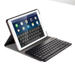لوحة مفاتيح بلوتوث قابلة للفصل + حافظة تابلت جلدية قابلة للطي أفقيًا مع حامل لجهاز iPad Pro 9.7 بوصة، iPad Air، iPad Air 2، iPad 9.7 بوصة (2017)، iPad 9.7 بوصة (2018)، A07 أسود، A07 ذهبي، A07 أزرق، A07 ذهبي وردي