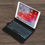 حافظة تابلت جلدية مع لوحة مفاتيح بلوتوث قابلة للدوران بإضاءة خلفية ملونة لجهاز iPad 10.2 بوصة مع وظيفة فتحة قلم F102AS