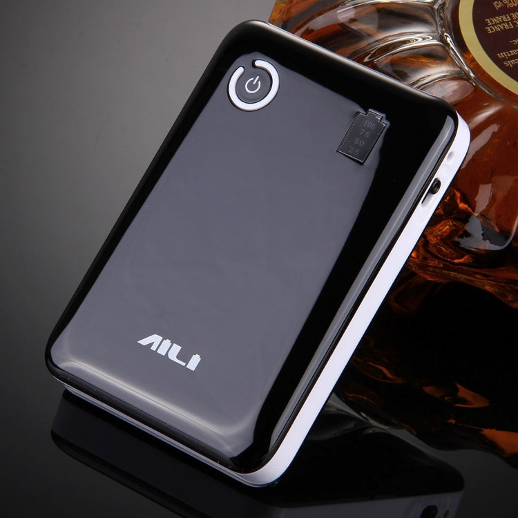 لأجهزة iPhone و iPad و Samsung و LG و Sony Ericsson و MP4 و PSP والكاميرا، البطاريات غير مشمولة (توصيل لون عشوائي)، لـ 4 بطاريات 18650