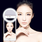 ضوء تجميل سيلفي قابل للشحن لهواتف iPhone وGalaxy وHuawei وXiaomi وLG وHTC وغيرها مع مشبك قابل للتعديل وكابل USB