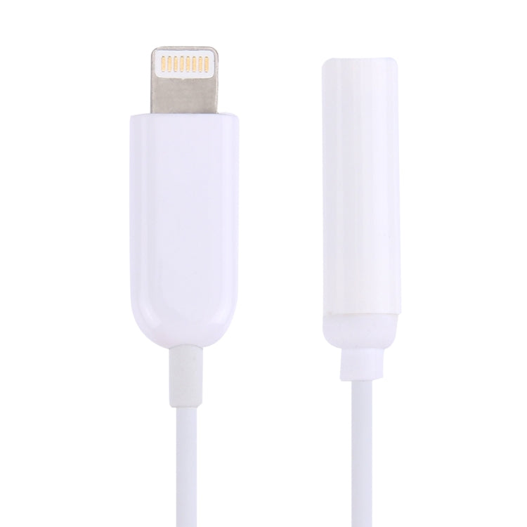 كابل صوت AUX 10 سم من 8 Pin ذكر إلى 3.5 مم أنثى