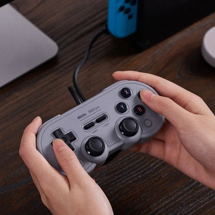 يد تحكم لعبة سلكية USB من 8Bitdo SN30 PRO لوحدة Swith / Steam / الكمبيوتر، SN30 PRO سلكي (رمادي)