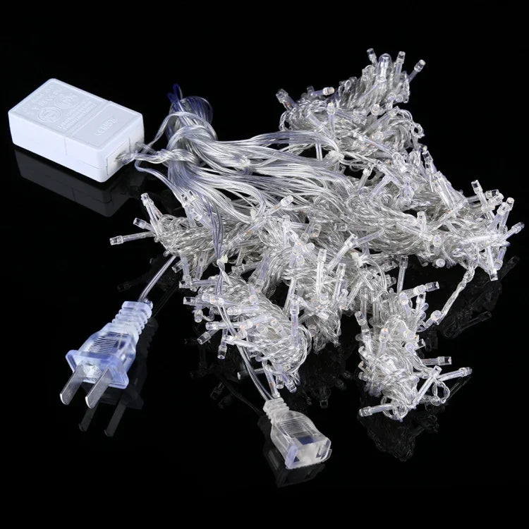 سلسلة أضواء ستارة 300 مصباح LED مع وصلة نهاية وجهاز تحكم متعدد الوظائف وذاكرة مقاومة للماء، قابس أمريكي، تيار متردد 110 فولت، ضوء أبيض قابس أمريكي، ضوء أبيض دافئ قابس أمريكي
