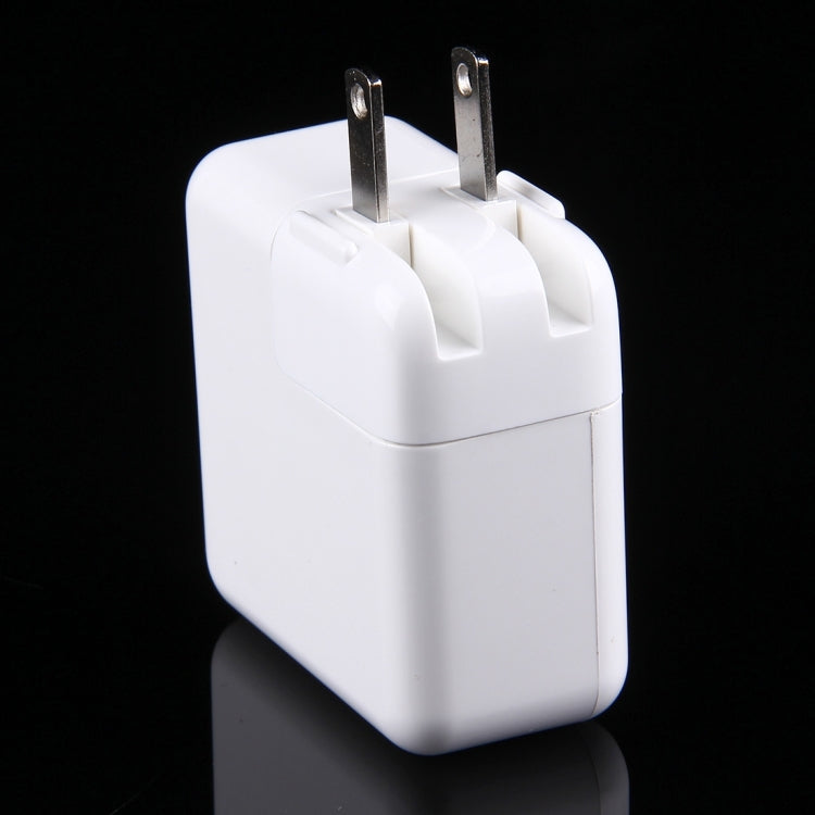 شاحن طاقة USB-C / Type-C 3.1 بقوة 29 واط، قابس أمريكي