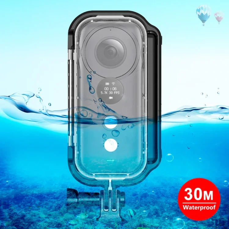 PULUZ غطاء حماية مقاوم للماء تحت الماء بعمق 30 متر لكاميرا Insta360 ONE X، مع مشبك قاعدة أساسية وبرغي، لـ Insta360 ONE X