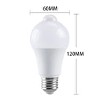 مصباح LED مقاوم للماء مع حساس حركة، حساس بالأشعة تحت الحمراء، لمبة LED E27 ضوء أبيض