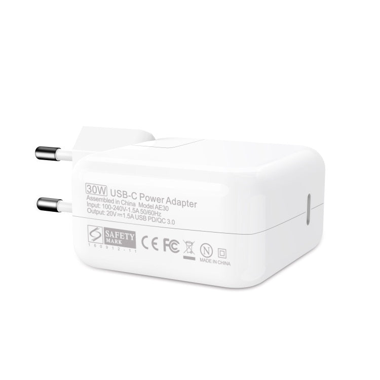 محول طاقة محمول 30 واط USB-C / Type-C للابتوب مع كابل شحن USB-C / Type-C بطول 1.8 متر، قابس الولايات المتحدة 30 واط، قابس الاتحاد الأوروبي 30 واط، قابس المملكة المتحدة 30 واط، قابس أستراليا 30 واط
