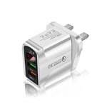 شاحن سريع F002C QC3.0 USB + USB 2.0 مع شاشة رقمية LED للهواتف المحمولة والأجهزة اللوحية، قابس المملكة المتحدة، قابس المملكة المتحدة