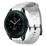 سوار ساعة سيليكون بلون صلب بنمط كرة القدم مقاس 20مم، لساعات Samsung Galaxy Watch Active 2 مقاس 44مم، لساعات Samsung Galaxy Watch مقاس 42مم