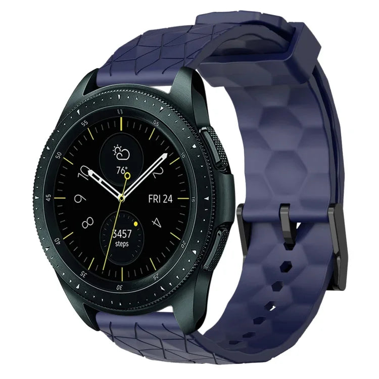 سوار ساعة سيليكون بلون صلب بنمط كرة القدم مقاس 20مم، لساعات Samsung Galaxy Watch Active 2 مقاس 44مم، لساعات Samsung Galaxy Watch مقاس 42مم