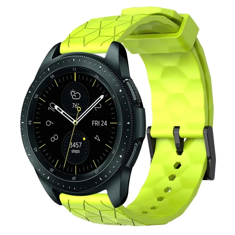 سوار ساعة سيليكون بلون صلب بنمط كرة القدم مقاس 20مم، لساعات Samsung Galaxy Watch Active 2 مقاس 44مم، لساعات Samsung Galaxy Watch مقاس 42مم