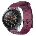 سوار ساعة سيليكون بلون صلب بنمط كرة القدم مقاس 22مم، لساعات Samsung Galaxy Watch3 مقاس 45مم، لساعات Samsung Galaxy Watch مقاس 46مم، لساعات Samsung Gear S3 Classic، لساعات Samsung Gear S3 Frontier