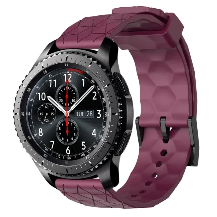سوار ساعة سيليكون بلون صلب بنمط كرة القدم مقاس 22مم، لساعات Samsung Galaxy Watch3 مقاس 45مم، لساعات Samsung Galaxy Watch مقاس 46مم، لساعات Samsung Gear S3 Classic، لساعات Samsung Gear S3 Frontier