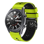سوار ساعة سيليكون مثقوب بلونين بعرض 22مم، لساعات Samsung Galaxy Watch3 بمقاس 45مم، و Samsung Galaxy Watch بمقاس 46مم، و Samsung Gear S3 Classic، و Samsung Gear S3 Frontier