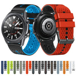 سوار ساعة سيليكون مثقوب بلونين بعرض 22مم، لساعات Samsung Galaxy Watch3 بمقاس 45مم، و Samsung Galaxy Watch بمقاس 46مم، و Samsung Gear S3 Classic، و Samsung Gear S3 Frontier