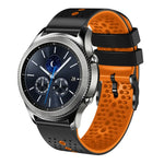 سوار ساعة سيليكون مثقوب بلونين بعرض 22مم، لساعات Samsung Galaxy Watch3 بمقاس 45مم، و Samsung Galaxy Watch بمقاس 46مم، و Samsung Gear S3 Classic، و Samsung Gear S3 Frontier
