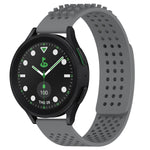 سوار ساعة سيليكون قابل للتنفس بنقاط ثلاثية الأبعاد مع ثقوب 20 مم، لساعة Samsung Galaxy Watch 6 Classic مقاس 43 مم، لساعة Samsung Galaxy Watch 5 Pro إصدار الغولف، لساعة Samsung Galaxy Watch 5 إصدار الغولف
