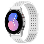 سوار ساعة سيليكون قابل للتنفس بنقاط ثلاثية الأبعاد مع ثقوب 20 مم، لساعة Samsung Galaxy Watch 5 مقاس 44 مم، لساعة Samsung Galaxy Watch 5 Pro مقاس 45 مم، لساعة Samsung Galaxy Watch 5 مقاس 40 مم