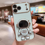 غطاء هاتف بحامل رائد فضاء مطلي بالكهرباء، لهواتف iPhone 17e / 16e، iPhone 17 Pro Max، iPhone 17 Pro، iPhone 17، iPhone Air، iPhone 16 Pro Max، iPhone 16 Pro، iPhone 16 Plus