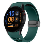 سوار ساعة سيليكون بقفل أسود قابل للطي مغناطيسي من Richard، لساعة Samsung Galaxy Watch FE مقاس 40 مم، لساعة Samsung Galaxy Watch 7 مقاس 40 / 44 مم، لساعة Samsung Galaxy Watch 6 Classic مقاس 43 / 47 مم