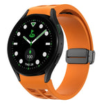 سوار ساعة سيليكون بقفل أسود قابل للطي مغناطيسي من Richard، لساعة Samsung Galaxy Watch 6 مقاس 40 / 44 مم، لساعة Samsung Galaxy Watch 5 Pro إصدار الغولف، لساعة Samsung Galaxy Watch 5 إصدار الغولف