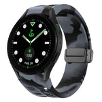 سوار ساعة سيليكون بقفل أسود قابل للطي مغناطيسي من Richard، لساعة Samsung Galaxy Watch 6 مقاس 40 / 44 مم، لساعة Samsung Galaxy Watch 5 Pro إصدار الغولف، لساعة Samsung Galaxy Watch 5 إصدار الغولف