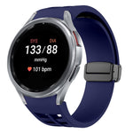 سوار ساعة سيليكون بقفل أسود قابل للطي مغناطيسي من Richard، لساعة Samsung Galaxy Watch FE مقاس 40 مم، لساعة Samsung Galaxy Watch 7 مقاس 40 / 44 مم، لساعة Samsung Galaxy Watch 6 Classic مقاس 43 / 47 مم