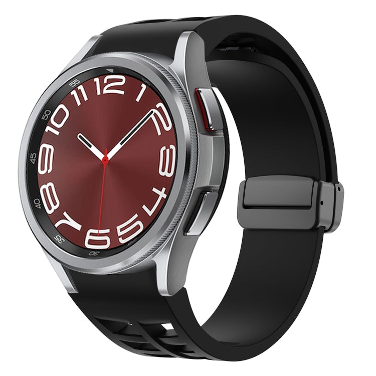 سوار ساعة سيليكون بقفل أسود قابل للطي مغناطيسي من Richard، لساعة Samsung Galaxy Watch FE مقاس 40 مم، لساعة Samsung Galaxy Watch 7 مقاس 40 / 44 مم، لساعة Samsung Galaxy Watch 6 Classic مقاس 43 / 47 مم