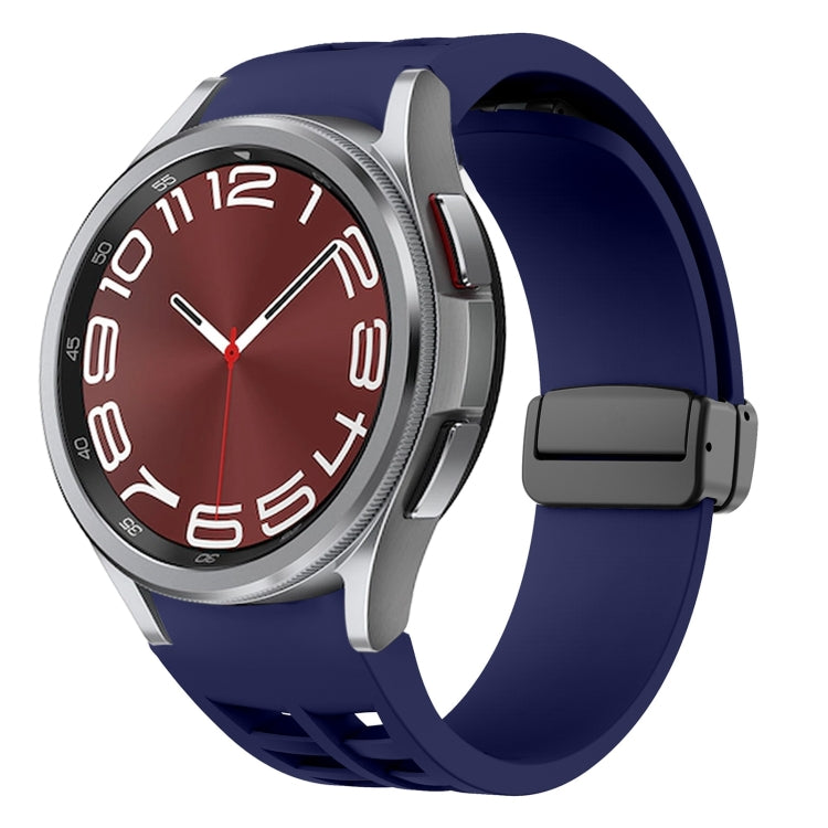 سوار ساعة سيليكون بقفل أسود قابل للطي مغناطيسي من Richard، لساعة Samsung Galaxy Watch FE مقاس 40 مم، لساعة Samsung Galaxy Watch 7 مقاس 40 / 44 مم، لساعة Samsung Galaxy Watch 6 Classic مقاس 43 / 47 مم
