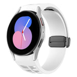 سوار ساعة سيليكون بقفل أسود قابل للطي مغناطيسي من Richard، لساعة Samsung Galaxy Watch 5 مقاس 40 / 44 مم، لساعة Samsung Galaxy Watch 5 Pro مقاس 45 مم، لساعة Samsung Galaxy Watch 4 مقاس 40 / 44 مم