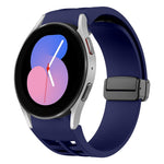 سوار ساعة سيليكون بقفل أسود قابل للطي مغناطيسي من Richard، لساعة Samsung Galaxy Watch 5 مقاس 40 / 44 مم، لساعة Samsung Galaxy Watch 5 Pro مقاس 45 مم، لساعة Samsung Galaxy Watch 4 مقاس 40 / 44 مم
