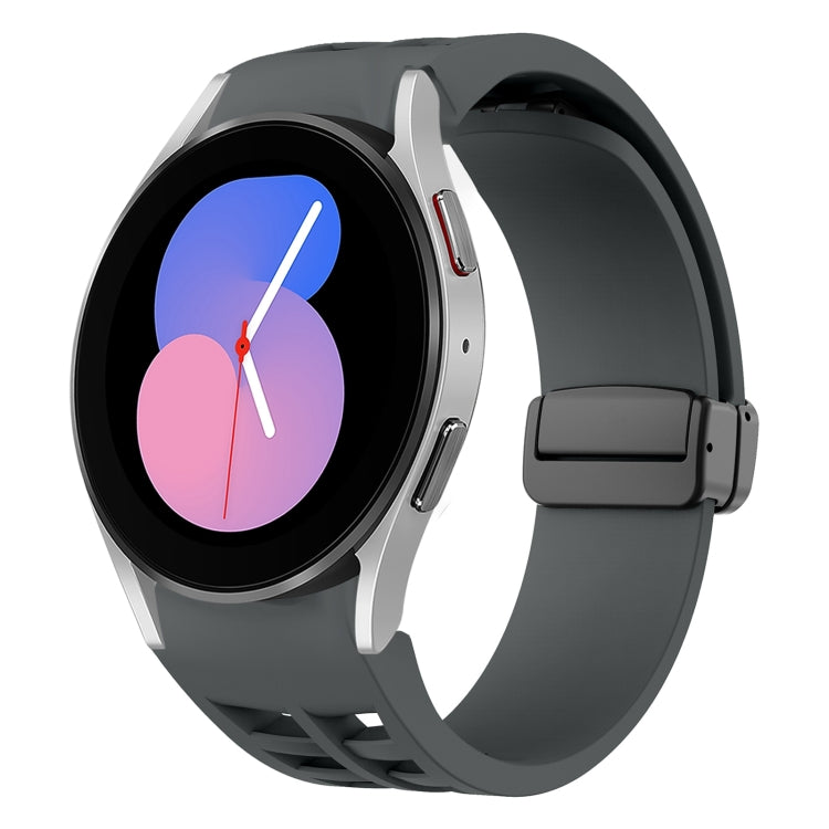 سوار ساعة سيليكون بقفل أسود قابل للطي مغناطيسي من Richard، لساعة Samsung Galaxy Watch 5 مقاس 40 / 44 مم، لساعة Samsung Galaxy Watch 5 Pro مقاس 45 مم، لساعة Samsung Galaxy Watch 4 مقاس 40 / 44 مم