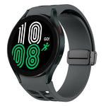 سوار ساعة سيليكون بقفل أسود قابل للطي مغناطيسي من Richard، لساعة Samsung Galaxy Watch 5 مقاس 40 / 44 مم، لساعة Samsung Galaxy Watch 5 Pro مقاس 45 مم، لساعة Samsung Galaxy Watch 4 مقاس 40 / 44 مم