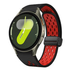 سوار ساعة سيليكون بمشبك أسود قابل للطي مغناطيسي بلونين، لساعات Samsung Galaxy Watch 7 40 / 44مم، لساعات Samsung Galaxy Watch 5 40 / 44مم، لساعات Samsung Galaxy Watch 4 40 / 44مم، لساعات Samsung Galaxy Watch 4 Classic 42 / 46مم