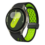 سوار ساعة سيليكون بمشبك أسود قابل للطي مغناطيسي بلونين، لساعات Samsung Galaxy Watch 7 40 / 44مم، لساعات Samsung Galaxy Watch 5 40 / 44مم، لساعات Samsung Galaxy Watch 4 40 / 44مم، لساعات Samsung Galaxy Watch 4 Classic 42 / 46مم