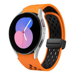 سوار ساعة سيليكون بمشبك أسود قابل للطي مغناطيسي بلونين، لساعات Samsung Galaxy Watch 7 40 / 44مم، لساعات Samsung Galaxy Watch 5 40 / 44مم، لساعات Samsung Galaxy Watch 4 40 / 44مم، لساعات Samsung Galaxy Watch 4 Classic 42 / 46مم