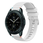 سوار ساعة سيليكون 20مم بنمط منقط ومموج مخيط، لساعات Samsung Galaxy Watch 42مم، لساعات Samsung Gear S2 Classic