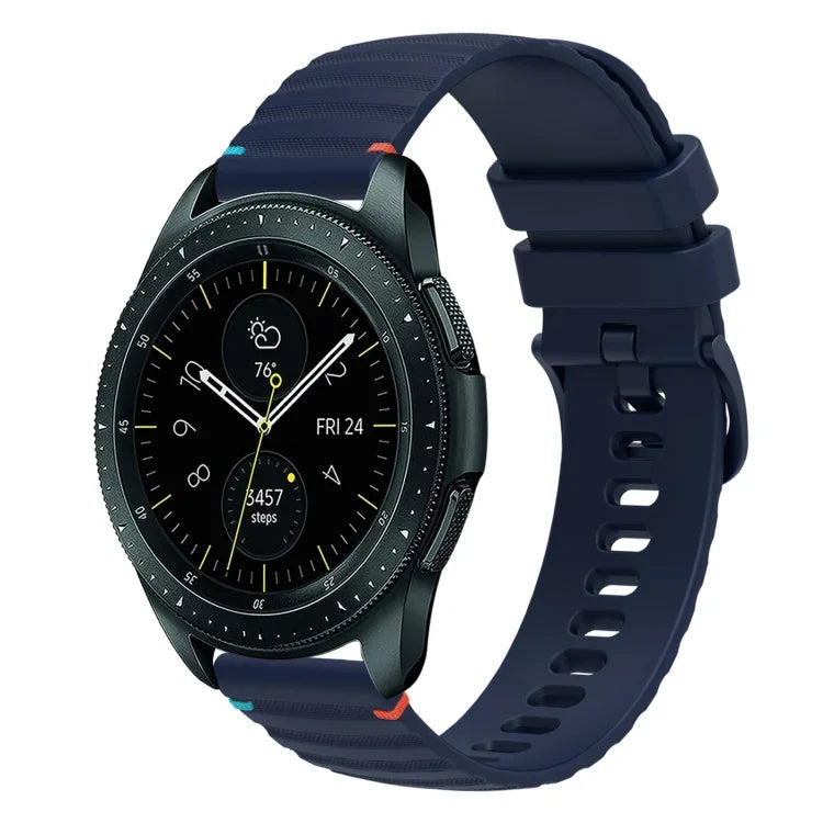 سوار ساعة سيليكون 20مم بنمط منقط ومموج مخيط، لساعات Samsung Galaxy Watch 42مم، لساعات Samsung Gear S2 Classic