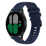 سوار ساعة سيليكون مخيط بنقاط متموجة 20 مم، لساعة Samsung Galaxy Watch 5 مقاس 40 / 44 مم، لساعة Samsung Galaxy Watch 5 Pro مقاس 45 مم، لساعة Samsung Galaxy Watch 4 مقاس 40 / 44 مم، لساعة Samsung Galaxy Watch 4 Classic مقاس 42 / 46 مم
