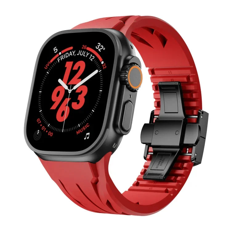 سوار ساعة من السيليكون مع إبزيم فراشة أسود من الفولاذ المقاوم للصدأ Tailor، لساعات Apple Watch مقاسات 44مم / 45مم / 46مم / 49مم