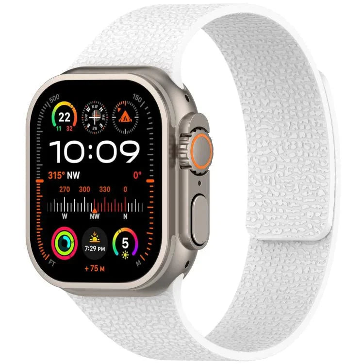 سوار ساعة سيليكون مغناطيسي بنقشة قشرة الليتشي، لساعات Apple Watch مقاسات 46مم / 49مم / 45مم / 44مم، لساعات Apple Watch مقاسات 42مم / 41مم / 40مم / 38مم