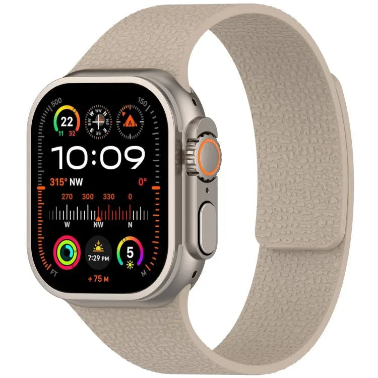 سوار ساعة سيليكون مغناطيسي بنقشة قشرة الليتشي، لساعات Apple Watch مقاسات 46مم / 49مم / 45مم / 44مم، لساعات Apple Watch مقاسات 42مم / 41مم / 40مم / 38مم