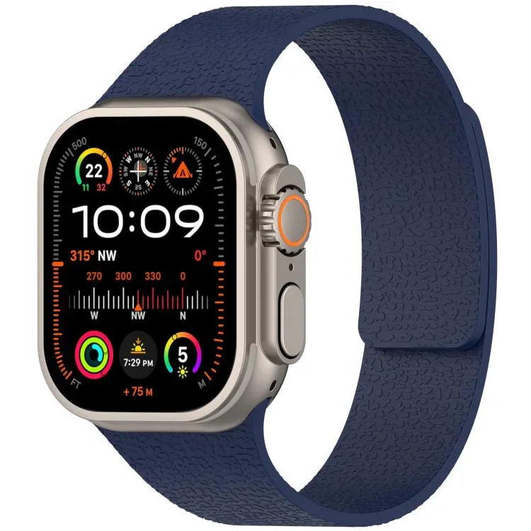 سوار ساعة سيليكون مغناطيسي بنقشة قشرة الليتشي، لساعات Apple Watch مقاسات 46مم / 49مم / 45مم / 44مم، لساعات Apple Watch مقاسات 42مم / 41مم / 40مم / 38مم